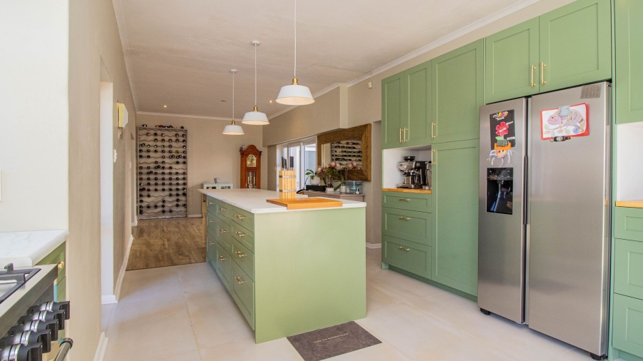 3 Bedroom Property for Sale in Westcliff Western Cape